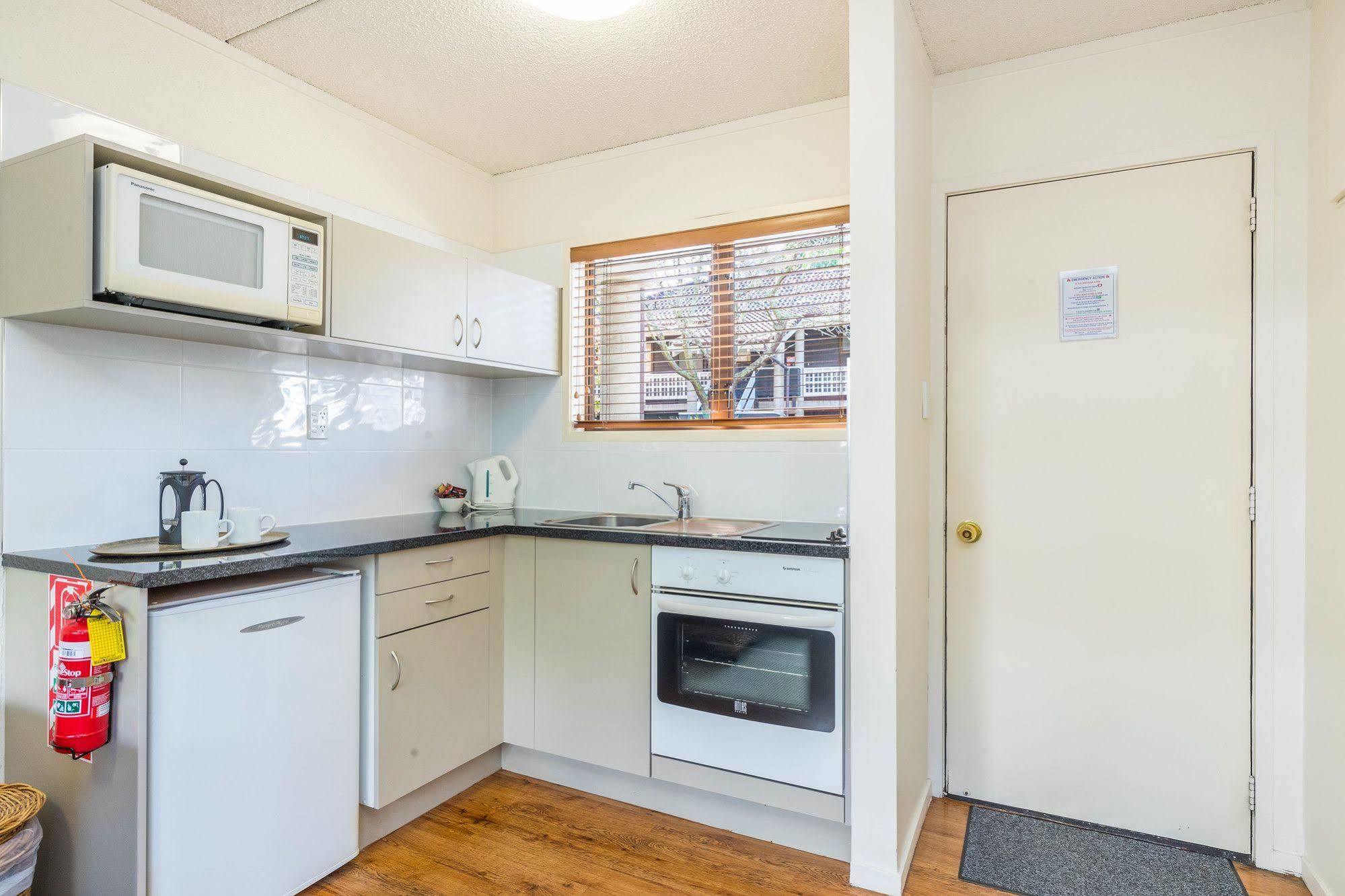 Emerald Inn On Takapuna Beach Auckland Extérieur photo